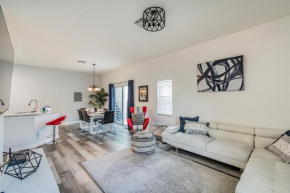 Renovated TownHouse with Private Pool Home 5 STARS